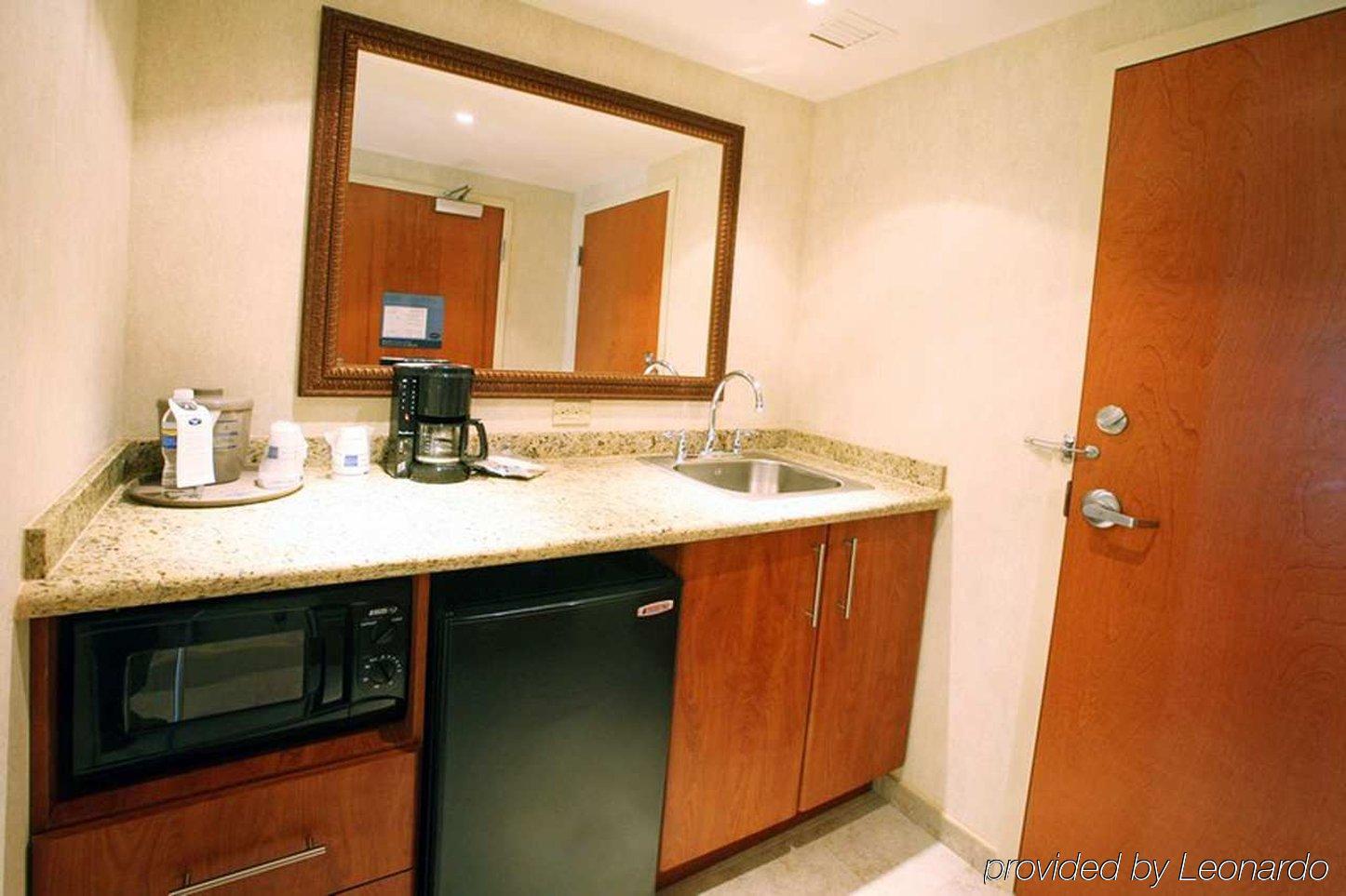 Hampton By Hilton Reynosa Zona Industrial Hotel Værelse billede